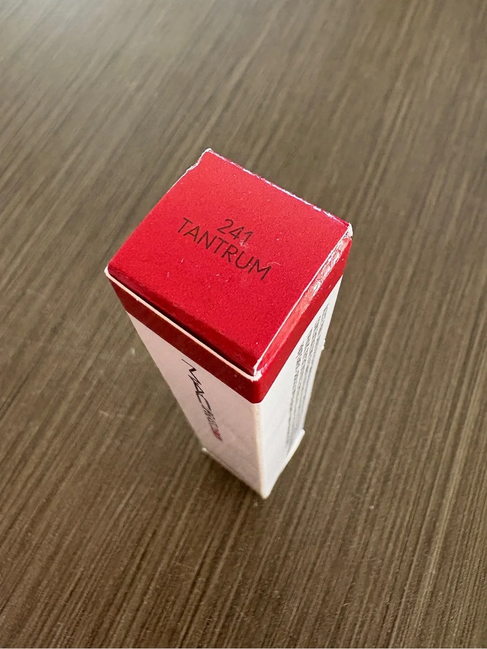 MAC Lipglass Cushion Lip Oil Tantrum